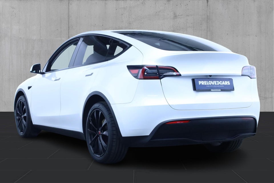 Tesla Model Y Long Range AWD 5d