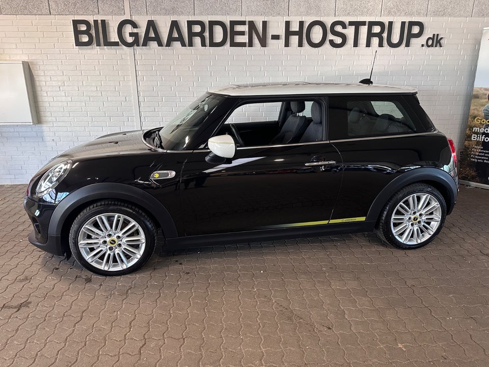 MINI Cooper SE Trim M Greenwich 3d