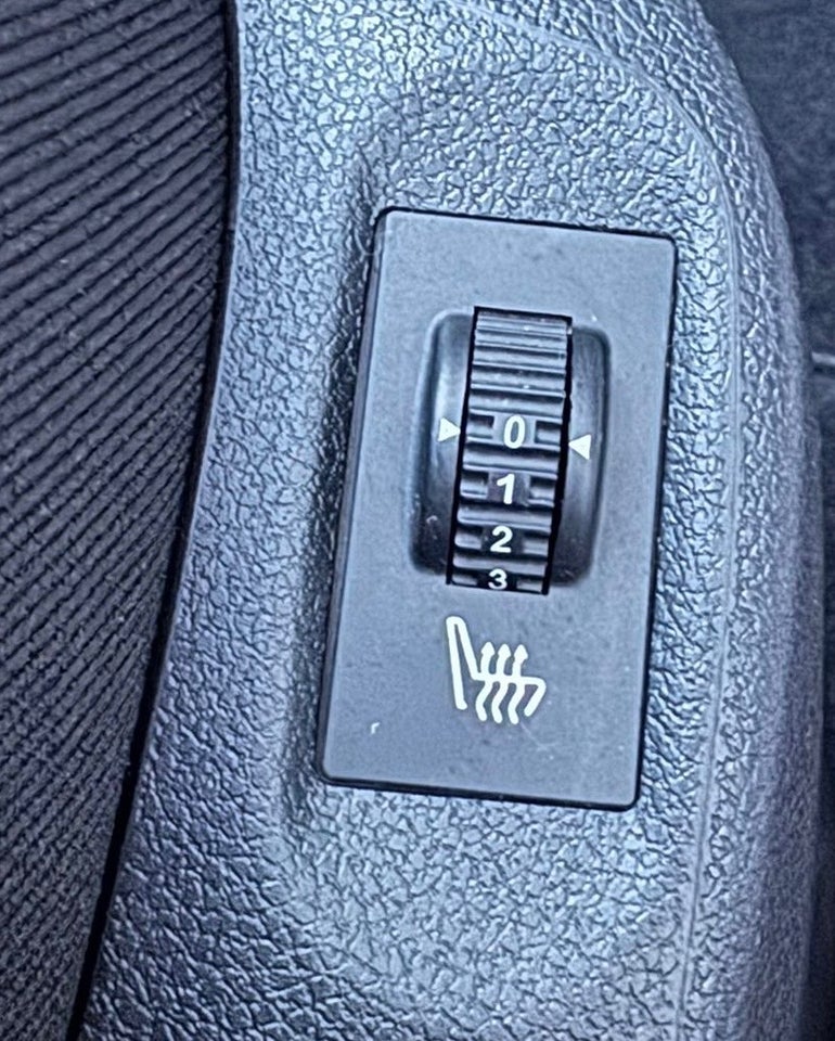 Peugeot 308 1,6 HDi 92 Access 5d