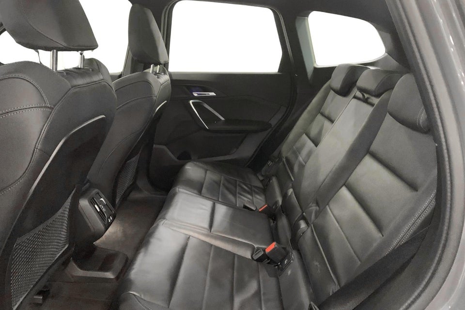 BMW iX1 eDrive20 M-Sport 5d