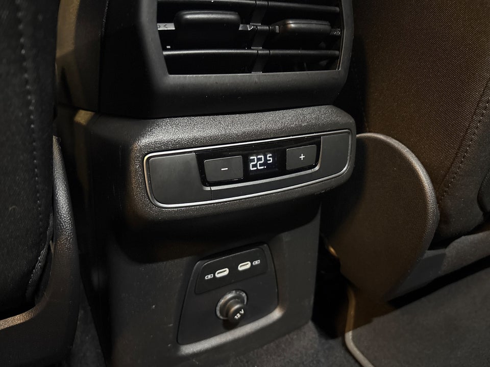 Audi Q4 e-tron 40 Advanced 5d