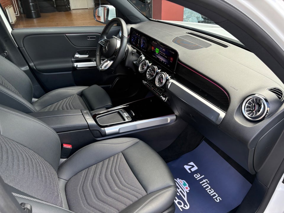 Mercedes EQB250+ Progressive 5d