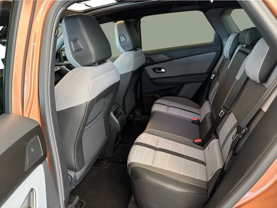 Opel Grandland-e 73 GS Sky 5d