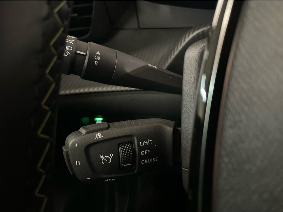 Peugeot e-2008 54 GT 5d