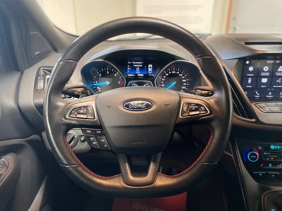 Ford Kuga 2,0 TDCi 120 ST-Line aut. 5d