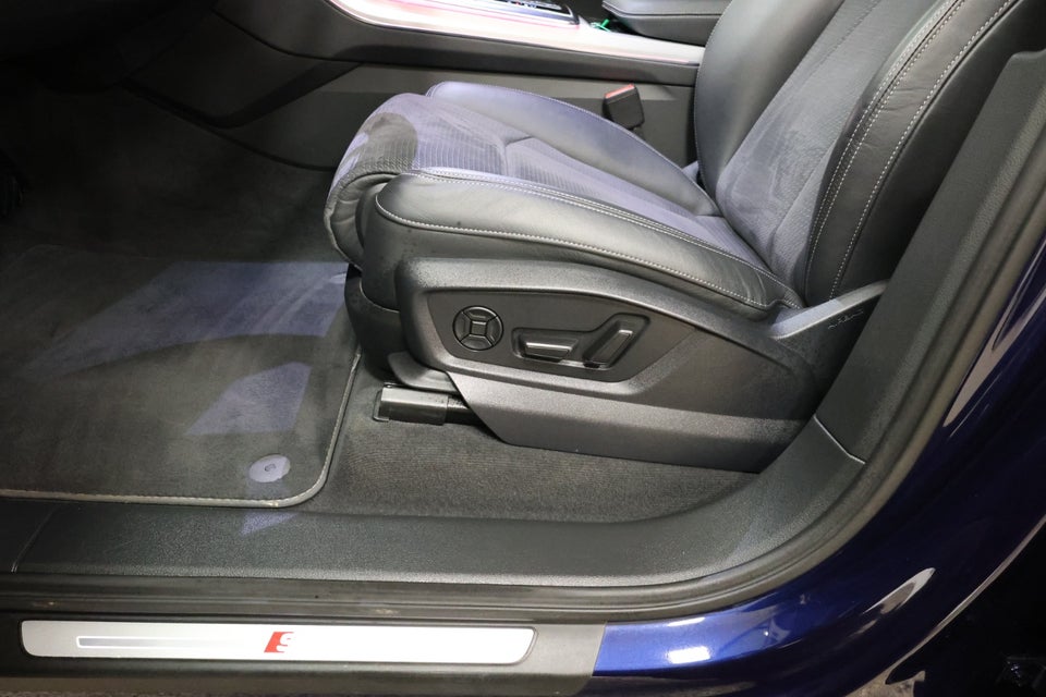 Audi Q7 55 TFSi e S-line quattro Tiptr. 5d