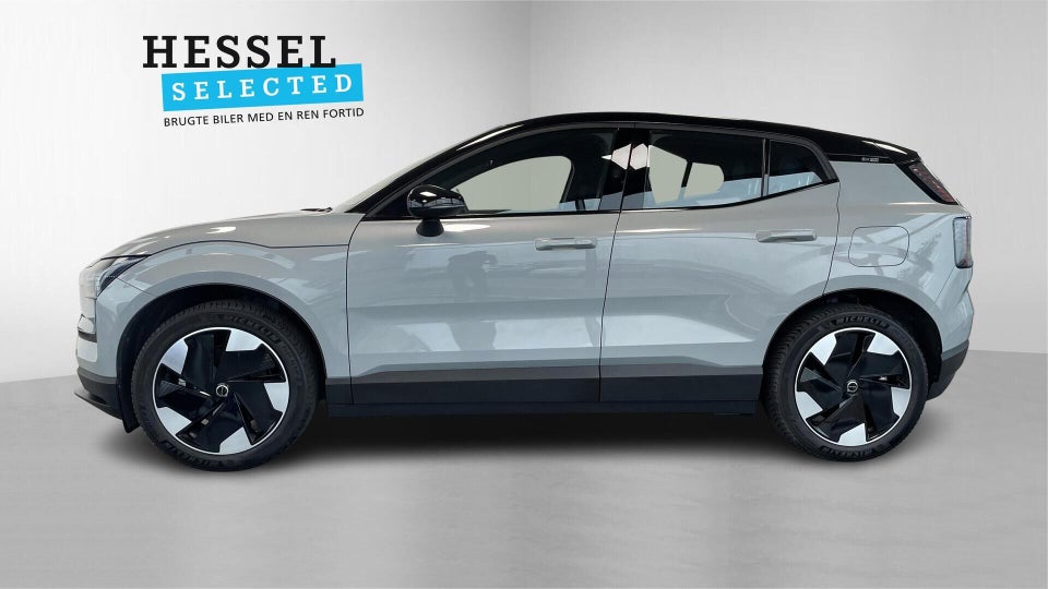 Volvo EX30 Extended Range Plus 5d
