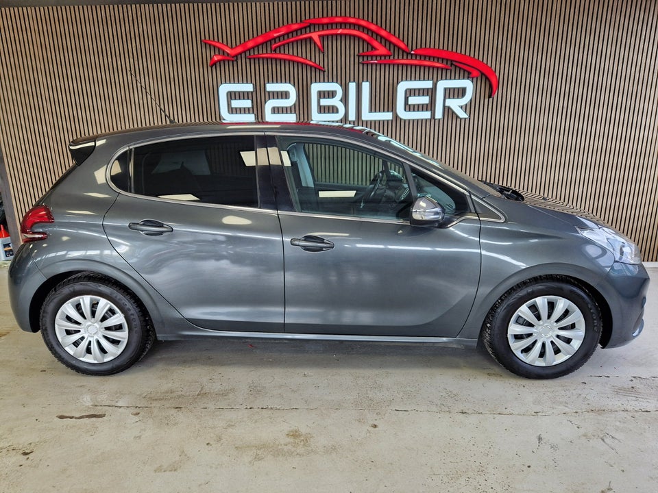 Peugeot 208 1,6 BlueHDi 100 Desire 5d