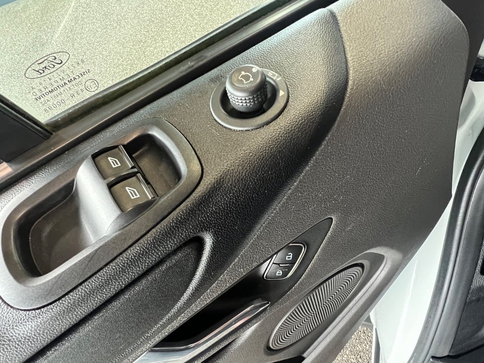 Ford Transit Custom 300L 2,0 TDCi 130 Trend