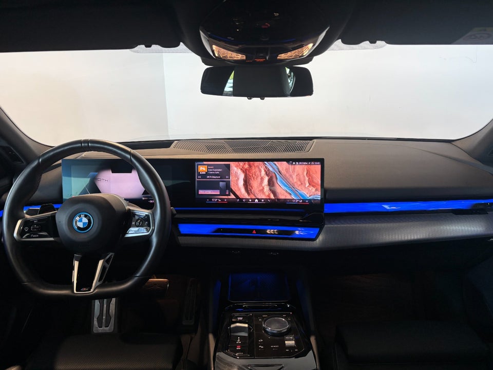 BMW i5 eDrive40 M-Sport 4d