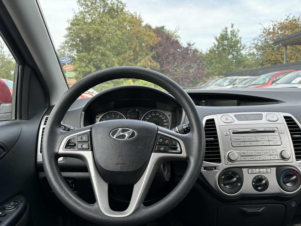 Hyundai i20 1,25 Comfort 5d
