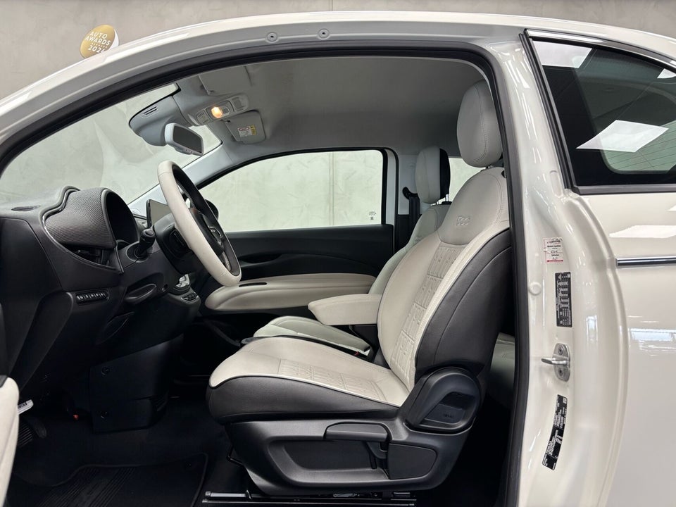 Fiat 500e 42 la Prima by Bocelli 3d