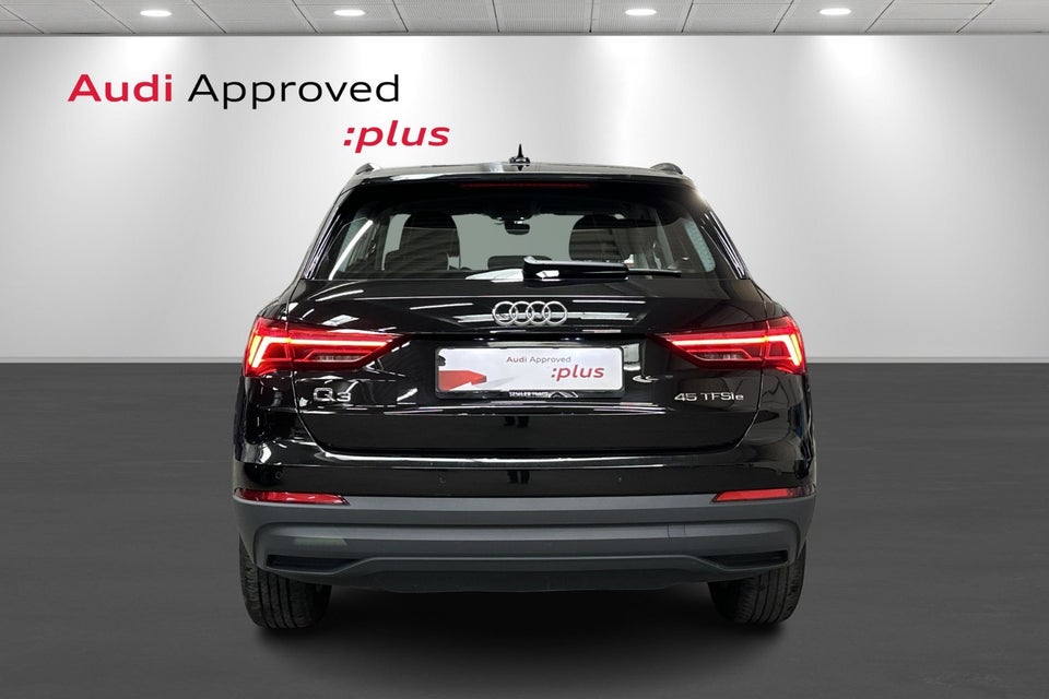 Audi Q3 45 TFSi e Attitude plus S-tr. 5d