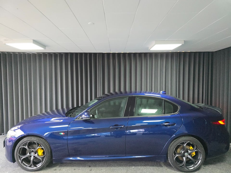 Alfa Romeo Giulia 2,0 T 200 Edizione aut. 4d