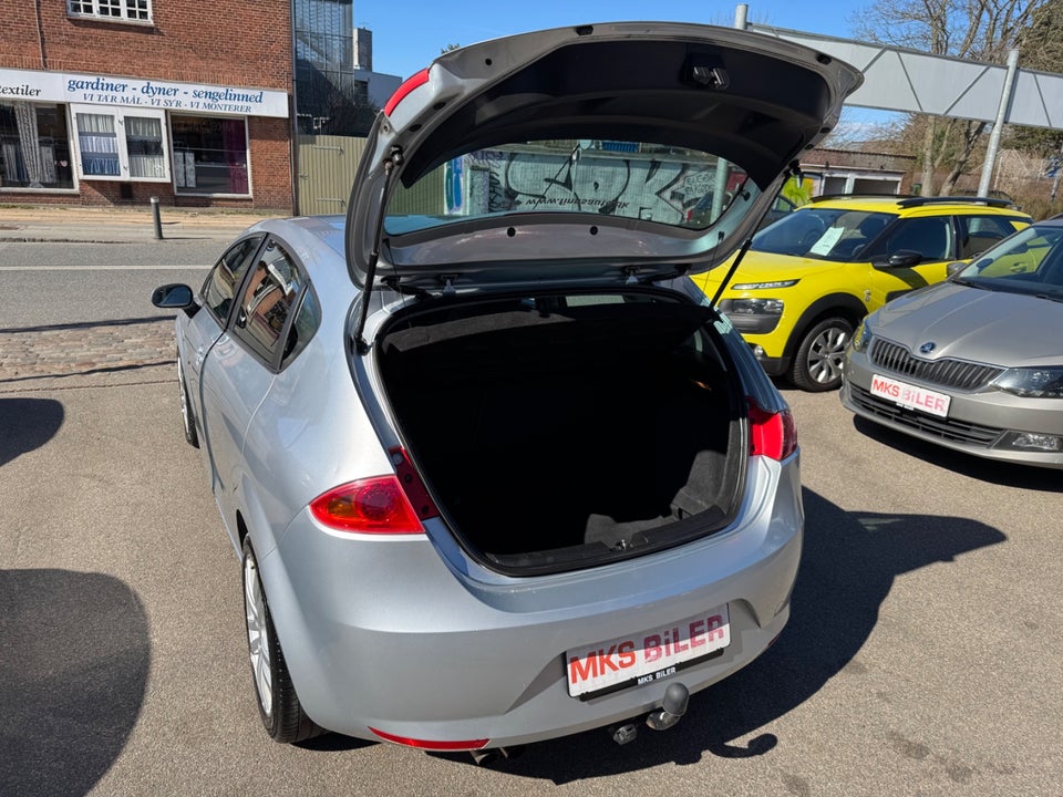 Seat Leon 1,8 TSi Stylance 5d