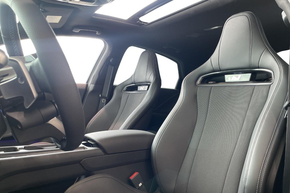 Hyundai Ioniq 6 84 N AWD 4d