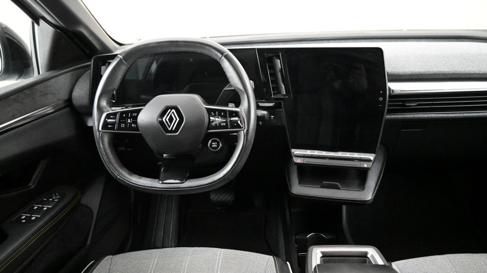 Renault Megane E-Tech 60 Techno 5d