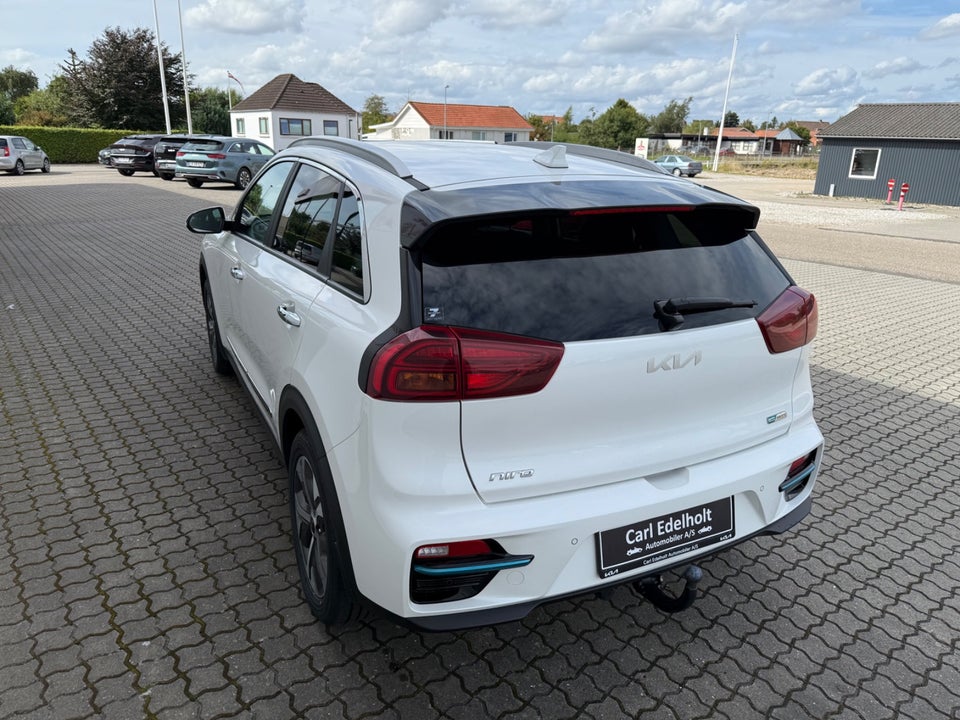 Kia e-Niro 64 Advance 5d