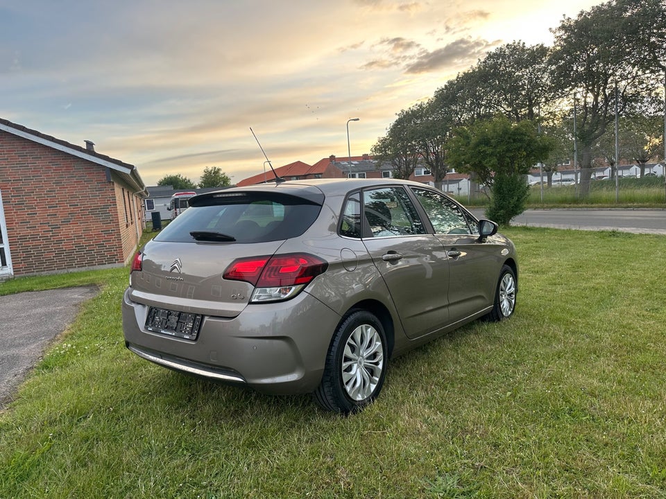 Citroën C4 1,2 PureTech 130 Feel 5d