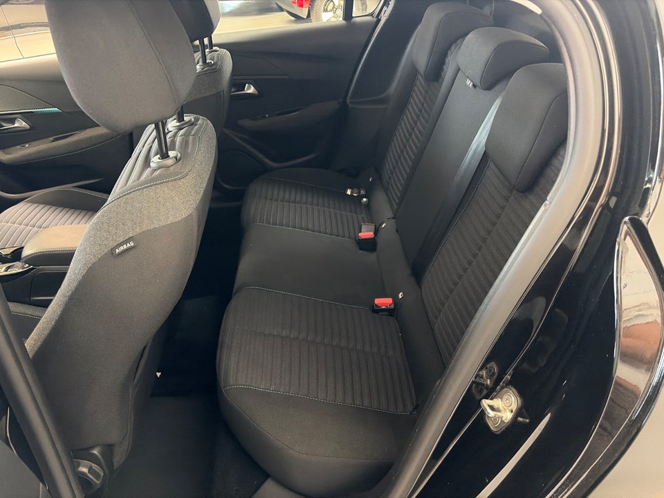 Peugeot e-208 50 Style 5d