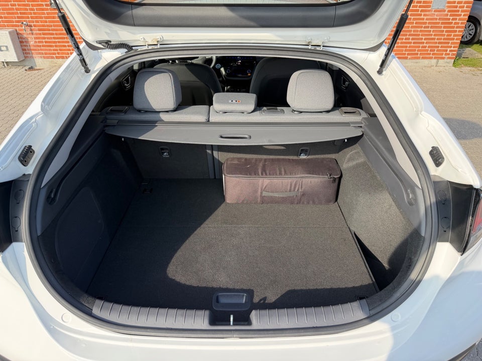 Hyundai Ioniq 40 EV Trend 5d