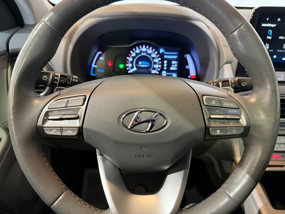 Hyundai Kona 64 EV Premium 5d