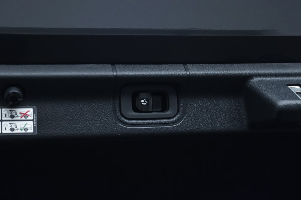 Mercedes EQE350+ AMG Line 4d