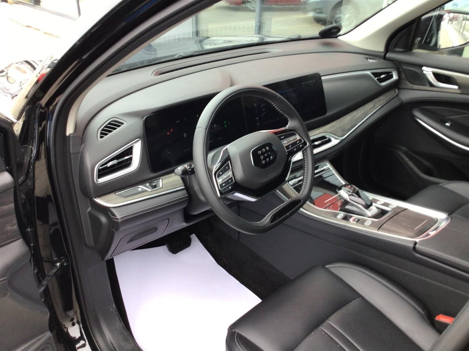 Navor E5 1,5 PHEV Rock 5d