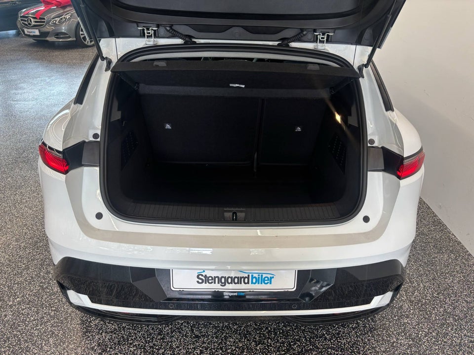 Renault Megane E-Tech 40 Equilibre 5d