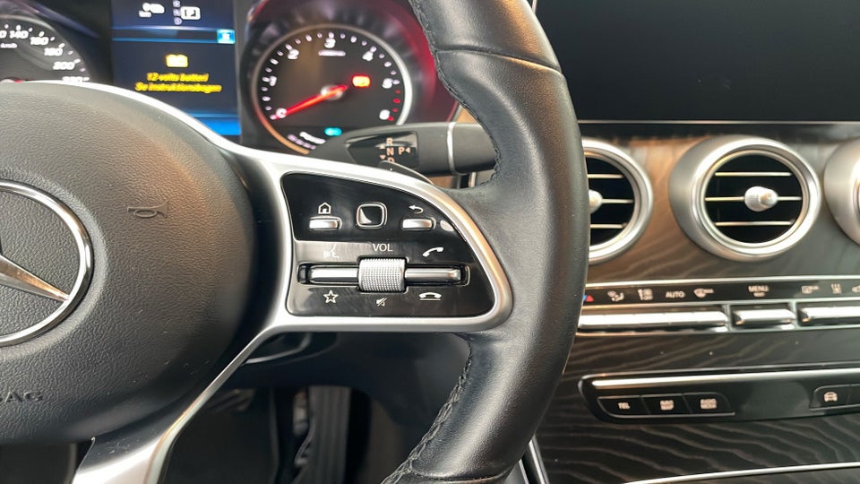 Mercedes GLC300 de 2,0 aut. 4Matic 5d