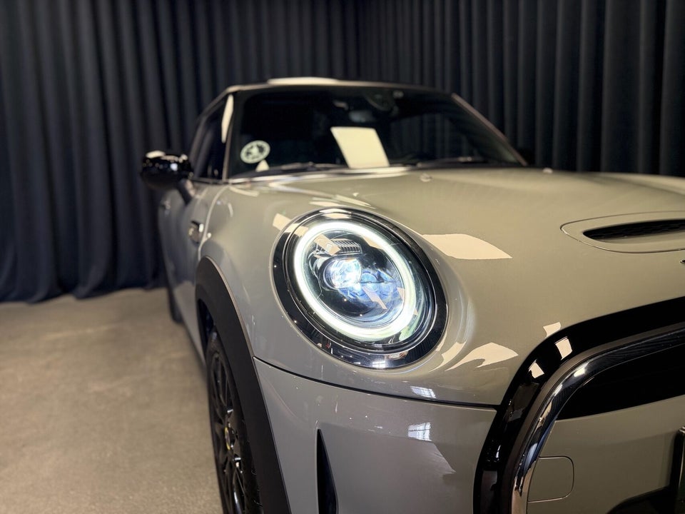 MINI Cooper SE Classic Trim 3d