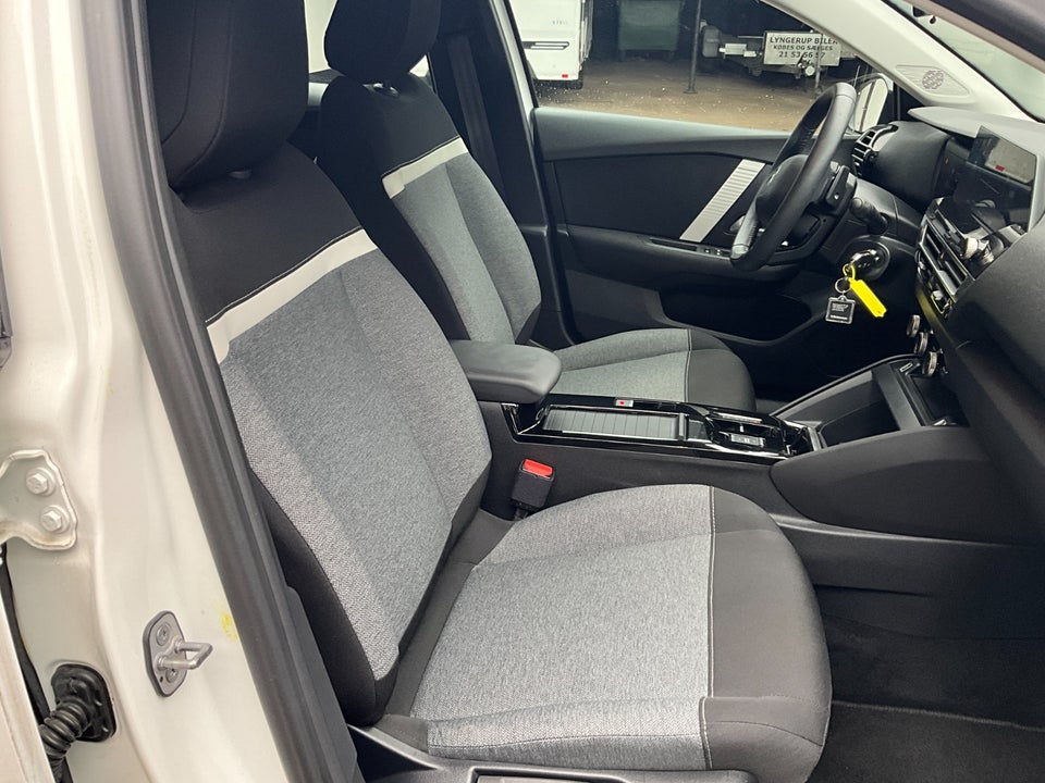 Citroën C4 1,2 PureTech 130 Feel EAT8 5d