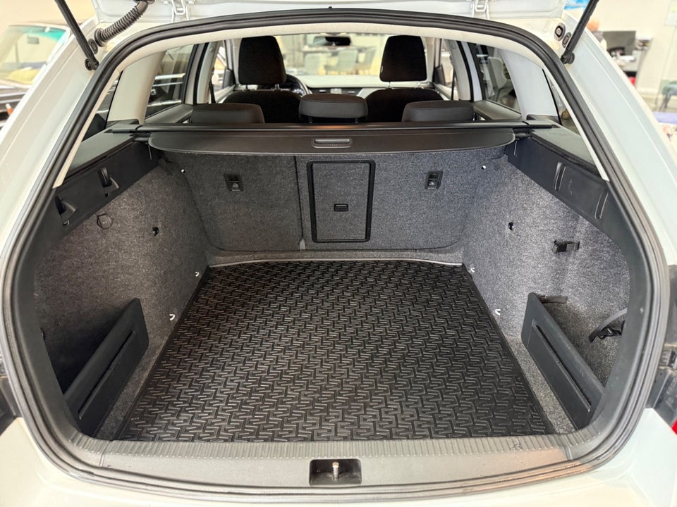 Skoda Octavia 1,4 TSi 140 Ambition Combi DSG 5d