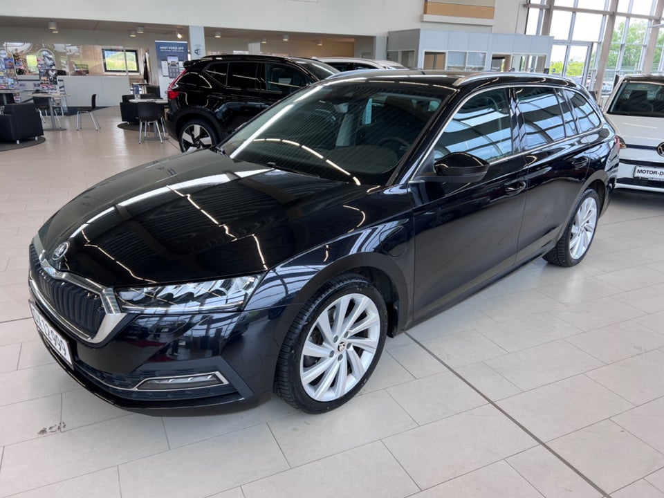 Skoda Octavia 1,4 TSi iV Plus Combi DSG 5d