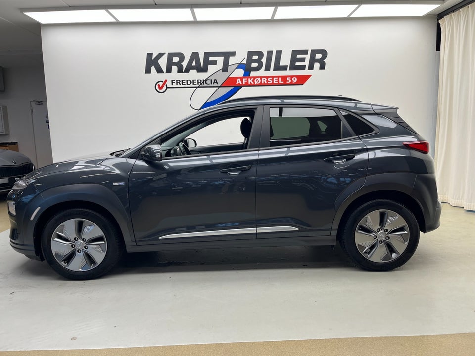 Hyundai Kona 64 EV Essential 5d