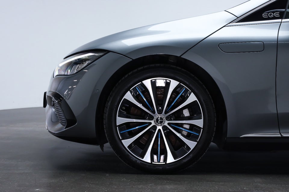 Mercedes EQE350 Electric Art 4d