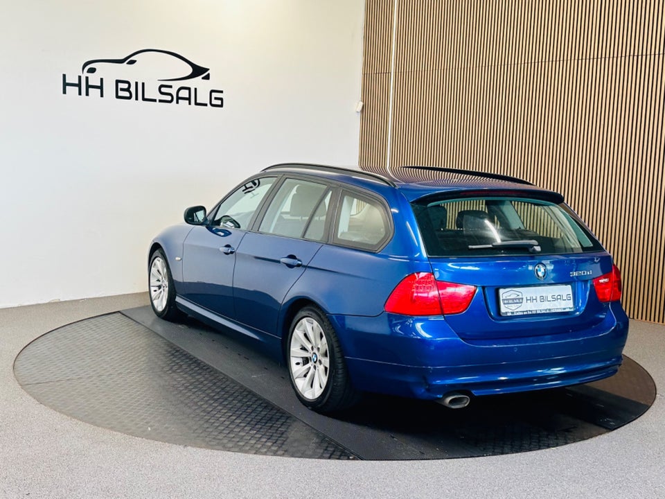 BMW 320d 2,0 Touring 5d