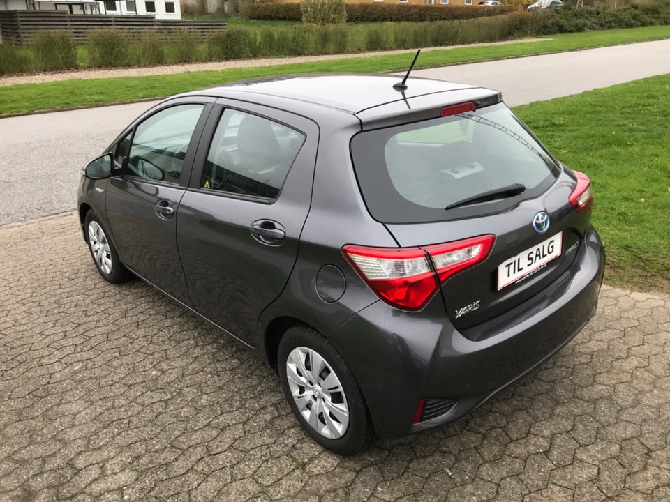 Toyota Yaris 1,5 Hybrid H2 e-CVT 5d