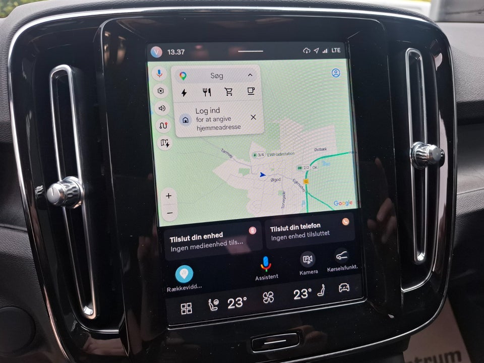Volvo XC40 ReCharge Extended Range Plus 5d