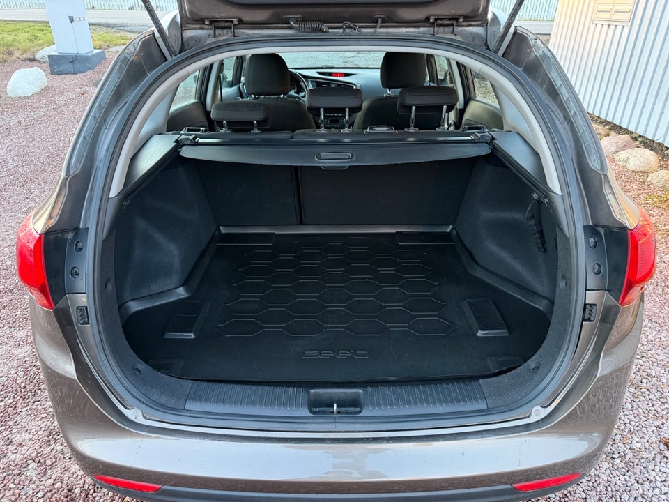 Kia Ceed 1,0 T-GDi Style+ Clim SW 5d