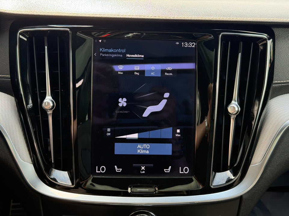 Volvo V60 2,0 T6 ReCharge R-Design aut. AWD 5d