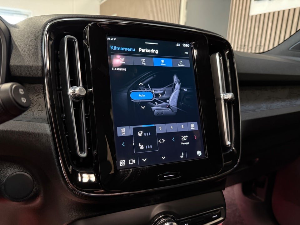 Volvo XC40 P6 ReCharge Plus 5d