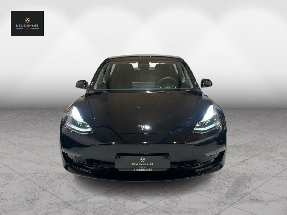 Tesla Model 3 Long Range AWD 4d