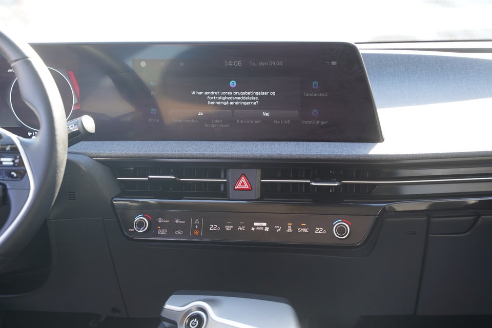 Kia EV6 77 Long Range Access 5d