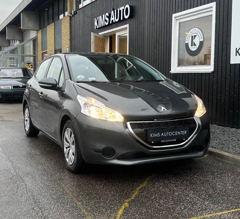Peugeot 208 1,2 VTi 82 Active 5d