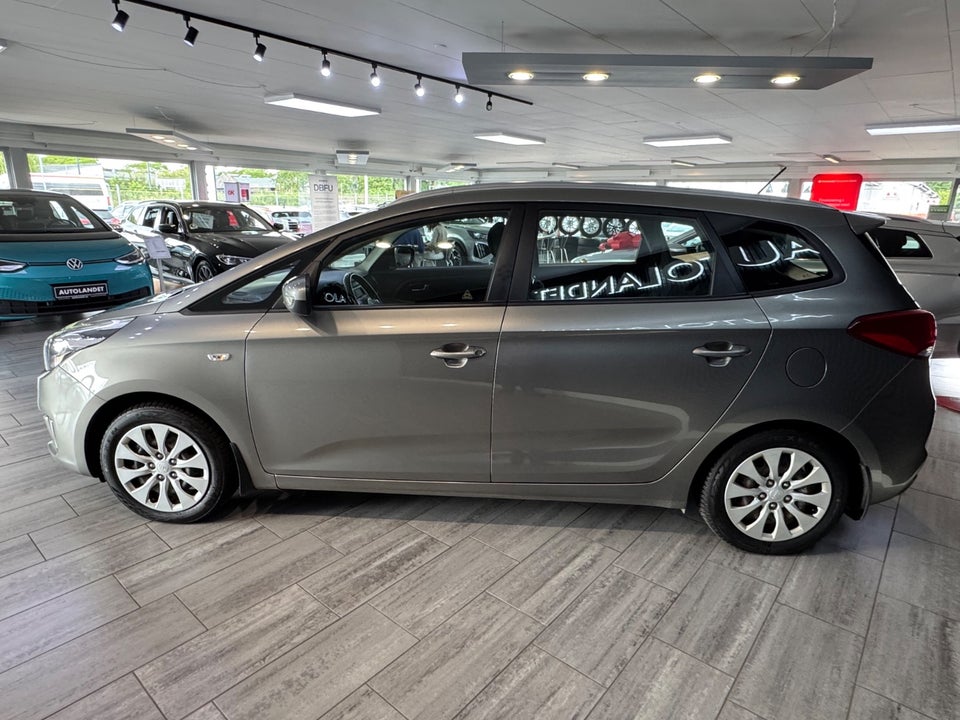 Kia Carens 1,6 GDi Family 5d