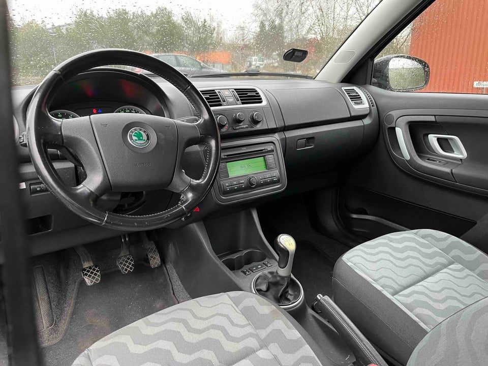 Skoda Fabia 1,6 16V Ambiente 5d