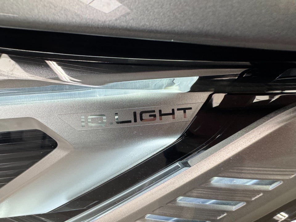 VW Multivan 1,4 eHybrid Style DSG kort