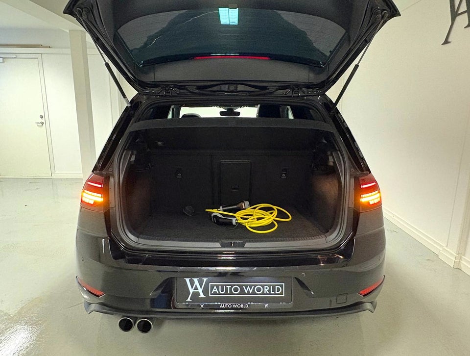 VW Golf VII 1,4 GTE DSG 5d