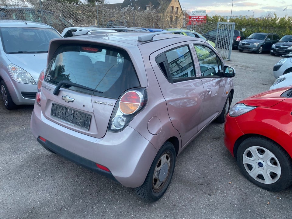 Chevrolet Spark 1,0 LS 5d